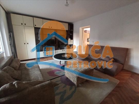 Izdaje se stan kod Medicinskog fakulteta