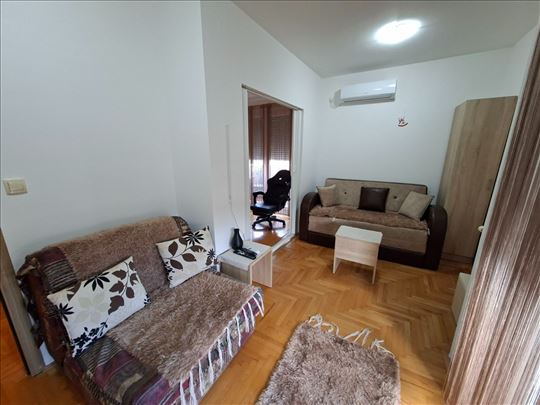 Jednosoban stan kod Snežnika 30m2