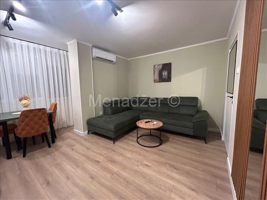 Konjarnik, 2.0, cg, 8/11, lift, renoviran, uknj.