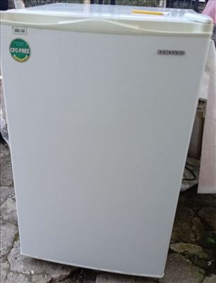 Prodajem frizider Samsung 