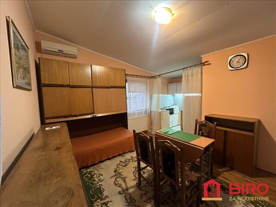 Stan,Novi Sad,Salajka,kv: 21.00, ID: 1012801