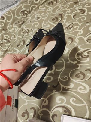 Zenska sandala cipela