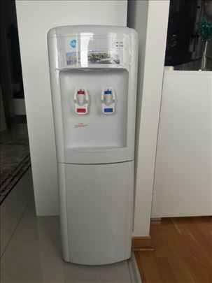 Aparat za vodu + 2 balona