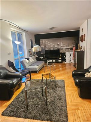 Porodični stan na top lokaciji – dupleks 80m²