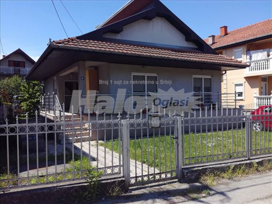 Prodaja kuce na Bagdali, izuzetna lokacija