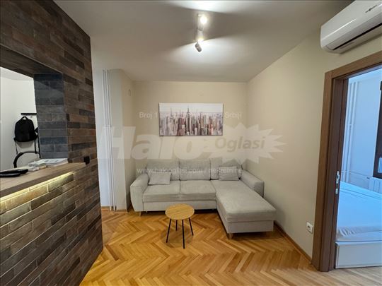 Stan Čukarička padina, Radnička, 43m2