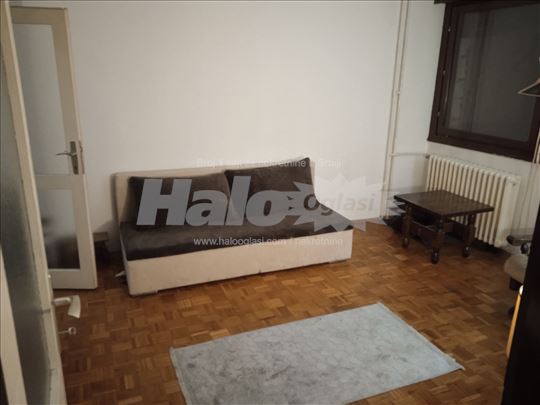 Vlasnik izdaje stan Blok 70a Novi Beograd