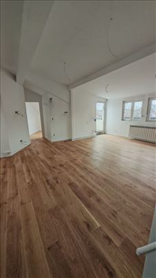 3.5 Porodičan stan, 93m2, ptk