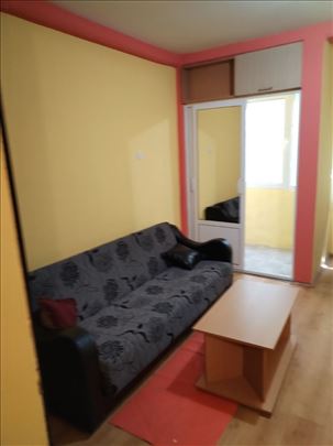 Aerodrom-namestena garsonjera