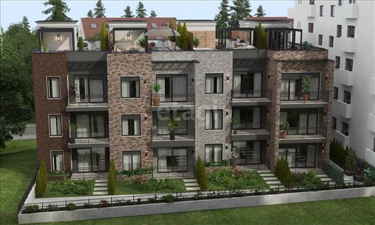 Ekskluzivan stan sa privatnom krovnom terasom