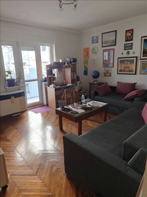 HITNA PRODAJA Trosoban stan-odlična lokacija! 