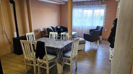  Odlična, renovirana, odmah useljiva