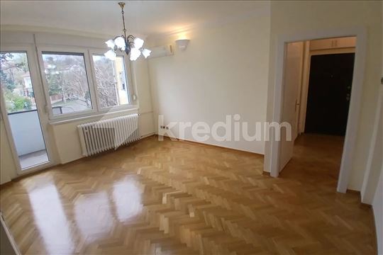 Senjak | Poslovni prostor | Pet prostorija | Parki