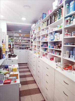 Prodaje se razradjen biznis apoteka u Kruševcu