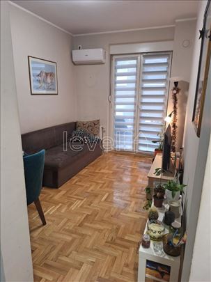 Stan,Novi Sad,Centar,kv: 37.00