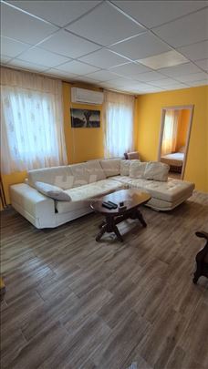 Stan za izdavanje kod BIG Shopping centra