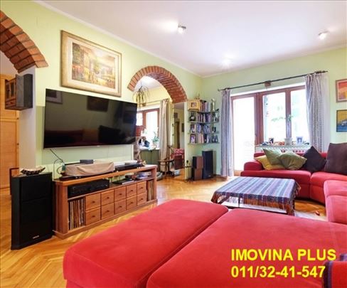 Voždovačka crkva - Kostolačka, 207m2