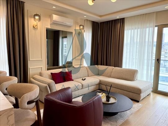 Ekskluzivan stan u prestižnom BW Queens Parku