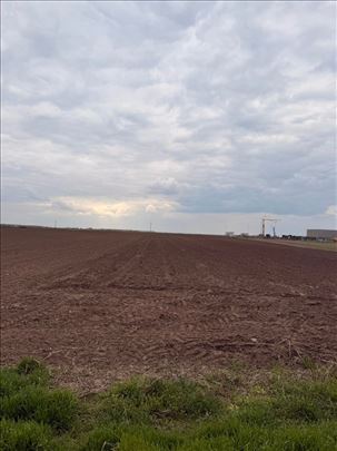 Gradjevinsko zemljište Stari Banovci 