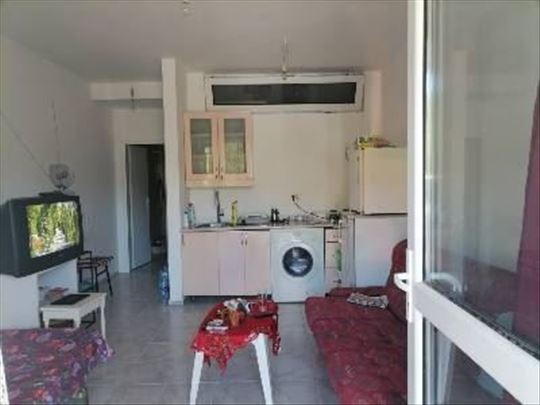 Herceg Novi, Mirište, jednosoban stan