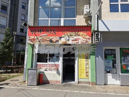 Izdaje se lokal u strogom centru Čukaričke padine