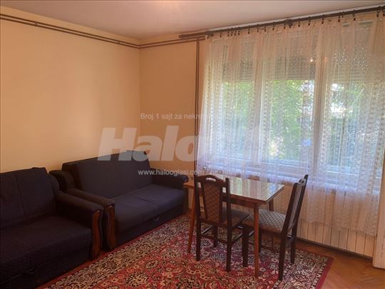 Izdajem jednosoban namešten stan Zvezdara