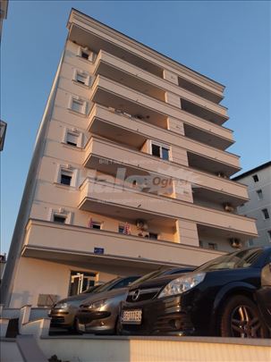 Izdajem nov stan u Mirijevu