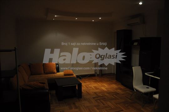 Izdajem stan od 66 kvadrata na Konjarniku kod Vera