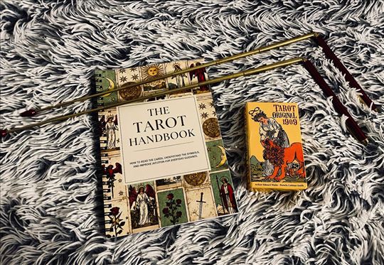 Komplet za tumačenje tarota