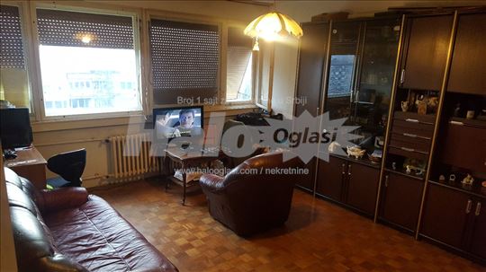 Konjarnik 67m2, Glasinačka, Vlasnik, Za adaptaciju