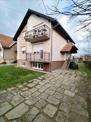 Kuća u naselju Dudovi
