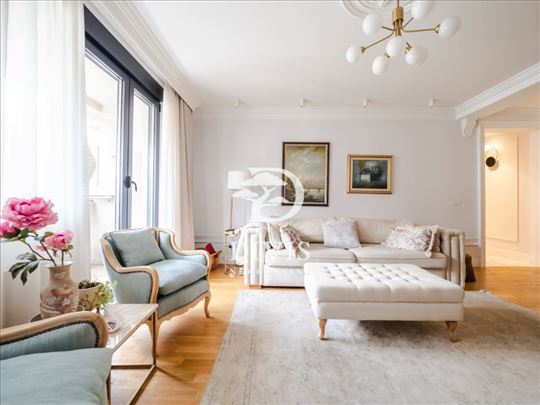 Moderan 4.0 stan na Lekinom brdu, 2 garažna, 100m2