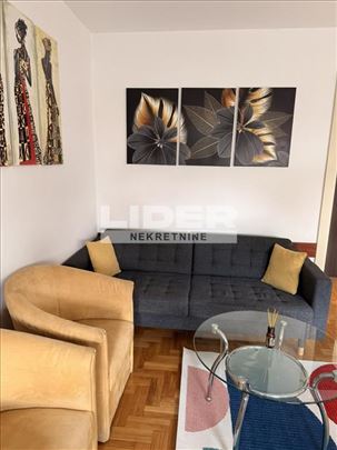 Moderno opremljen stan sa terasom ID#8390