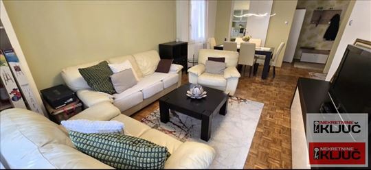 Novo Naselje Izdaje Se Trosoban NameŠten Stan