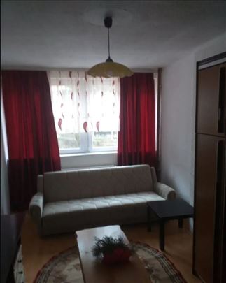 TOP PONUDA Izdaje se dvosoban stan na Bubnju 