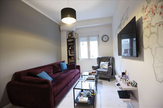 Top,renovirano,centar,Sarajevska