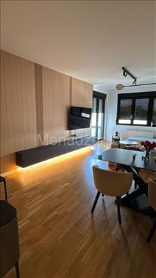 Trošarina 66.31m2 2,5sob,3/8 klima, alu stoalrija,