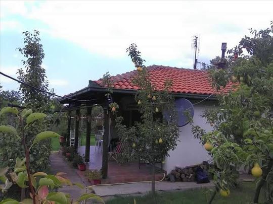 Vikendica u Kajtasovu-blizina Dunava-Labudovo okno