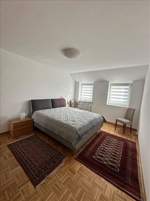 Vrhunski Duplex sa terasom!Namešten!