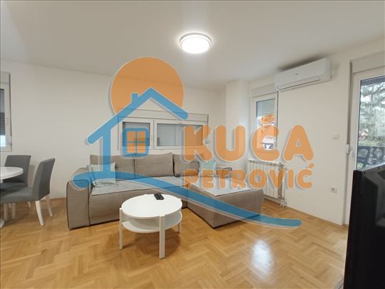 Izdaje se nov, lux stan u centru Niša, 57m2