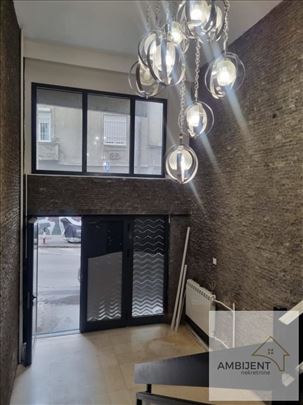 Izdaje se odlican poslovni prostor na opštini Pal