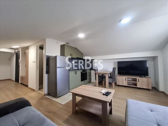 Nov 1.5 stan 40m2 na Adicama ID#1740