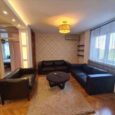 Novo u ponudi !!! Uknjiženo!!!