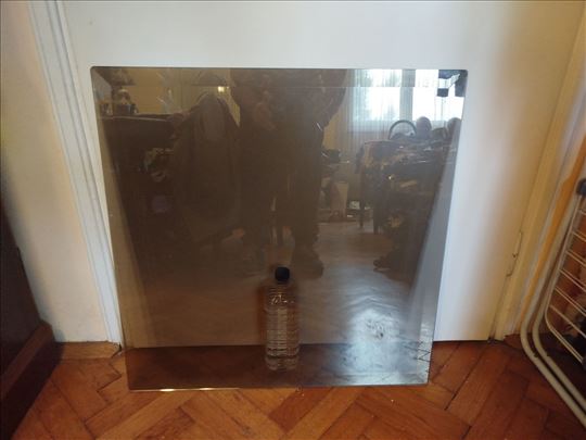 Ogledalo braon staklo za vintage namestaj