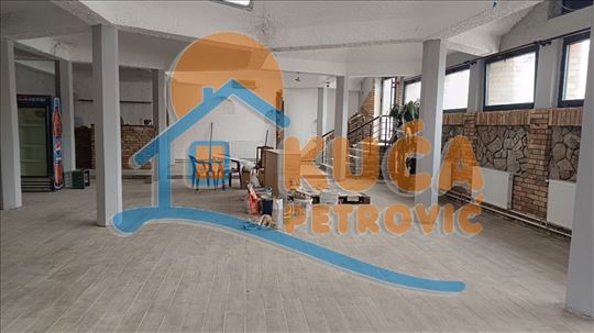 Poslovno-stambeni objekti, 246m2, naselje Rupe