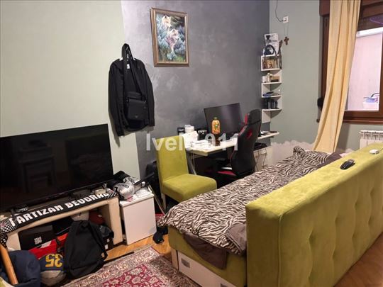 Uknjižen stan, terasa 60m2 ID#4132