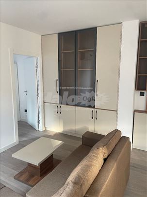 Ada mol, Majdanska Čukarica neuseljavan stan