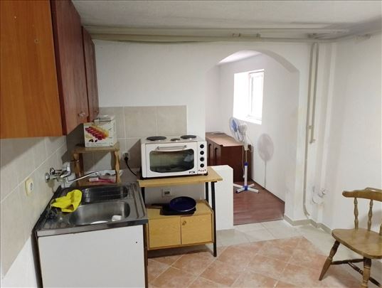 Banovo brdo, Mirka Poštića, 30m2