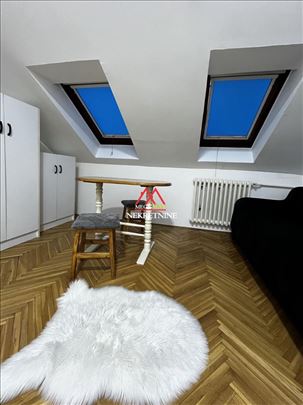 Garsonjera - 20m2 - Bulevar Oslobođenja