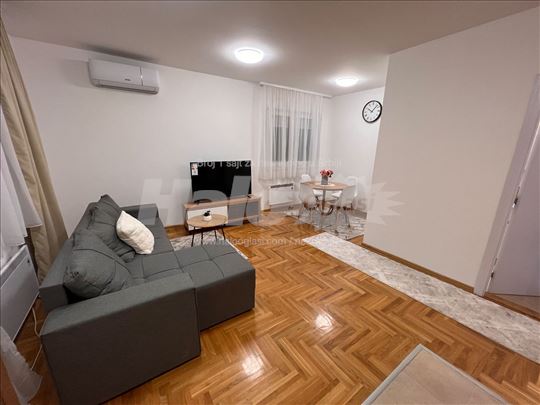 Izdajem stan,novo sve